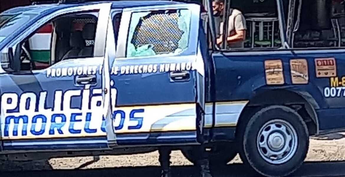 Lesionan a elemento de la Policía Morelos en una persecución a tres sujetos en una camioneta en Yautepec