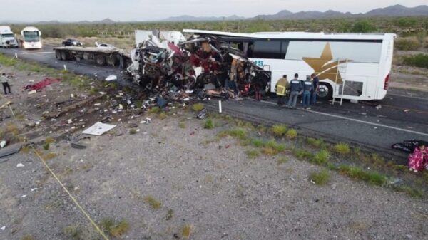 16 muertos y 22 personas heridos deja accidente ocurrido en carretera de Sonora