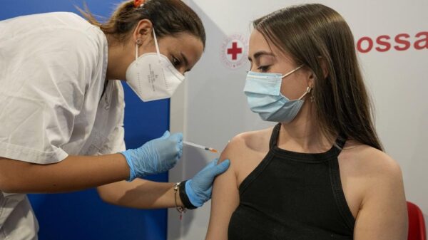 Vacunación Contra COVID-19 En Morelos: Aplicarán primera y segunda dosis en la población de 15 a 17 años y rezagados de 18 años en adelante en Cuernavaca 