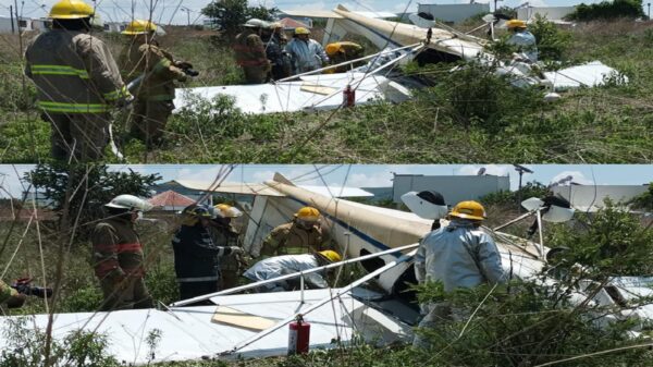 Sin heridos accidente aéreo sobre el fraccionamiento Real Santa Fe en el poblado de Alpuyeca en Xochitepec