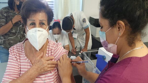 Invitan a vacunarse en el Hospital General de Cuernavaca “Dr. José G. Parres” contra la influenza 